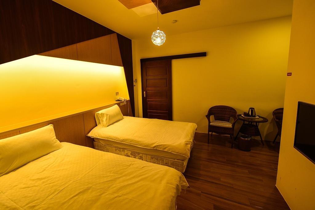 Summer Travel B&B T'ai-tung Extérieur photo